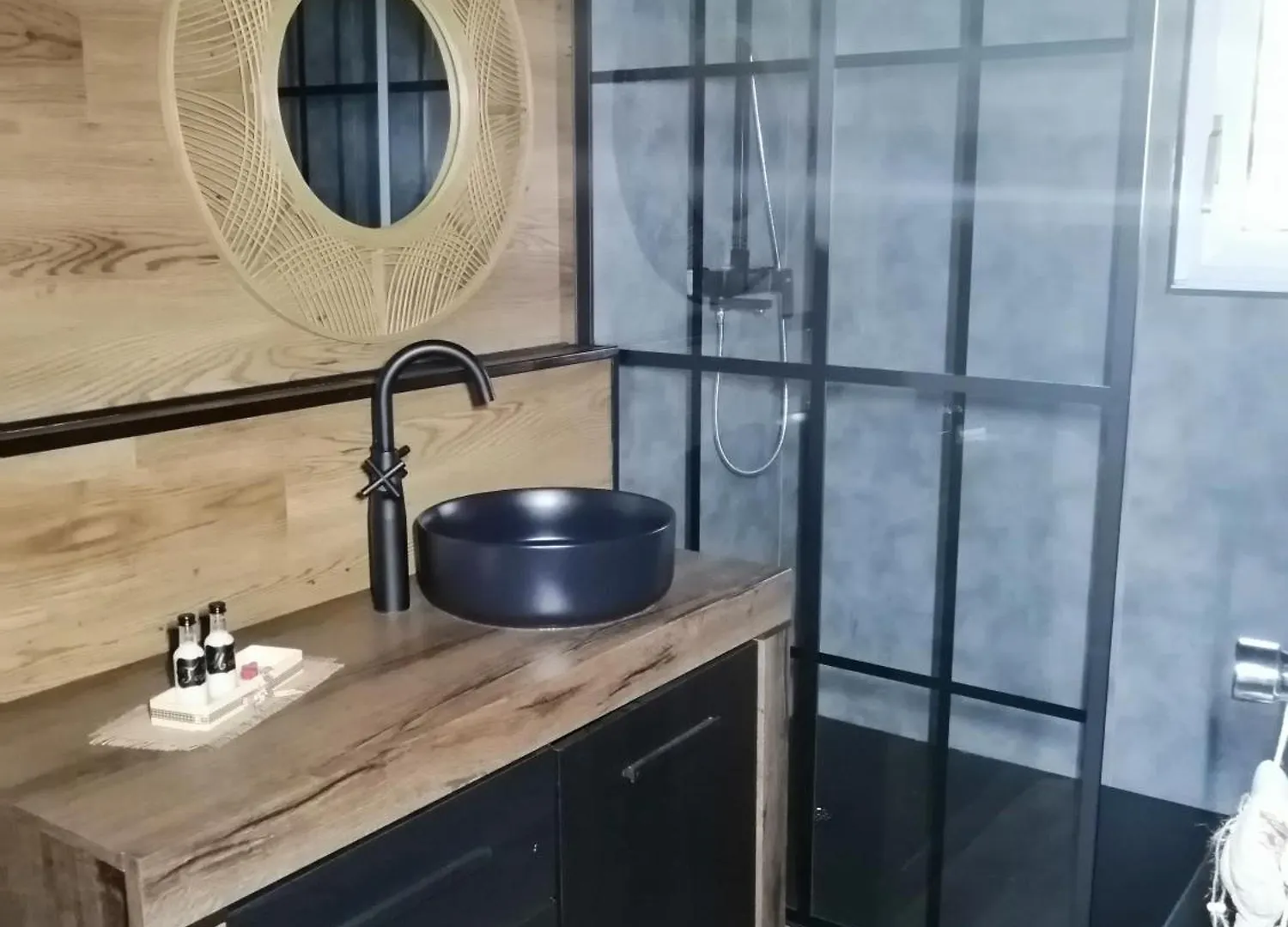 Guest house Suite Climatisee Jacuzzi Prive Lachapelle-Auzac